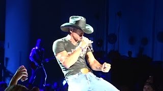 Tim McGraw - Indian Outlaw [Live] 6.7.2014 - Noblesville, IN (Indianapolis)