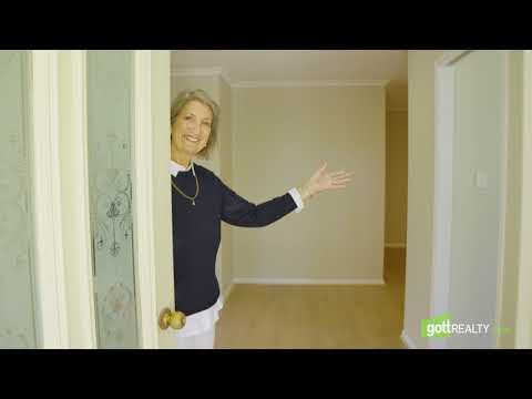 Catch the breeze, with plenty of space in this large family home.