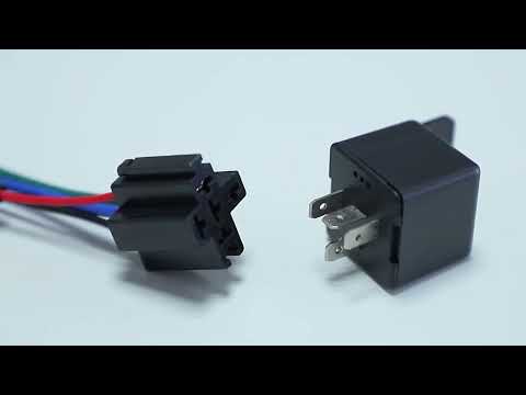SinoTrack ST-907 – Mini GPS Tracker with Relay for Ultimate Control