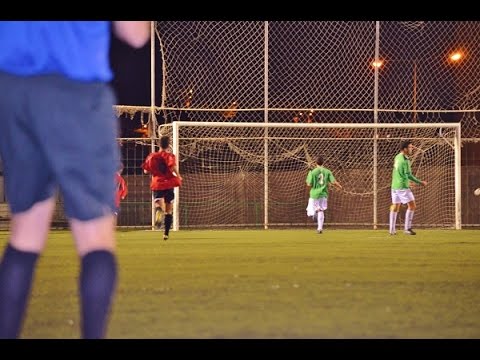 Gol de Erik, jugador del CD Vallinámar 4 3 2016 3