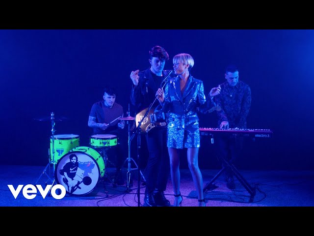 Pensare Male von The Kolors & Elodie ((jetzt ansehen))