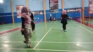 Download lagu BADMINTON : bu apong, bu nyai, t lety, icih mp3 Download lagu BADMINTON : bu apong, bu nyai, t lety, icih mp3