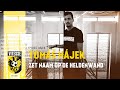 Tomáš Hájek plakt naam op de Heldenwand