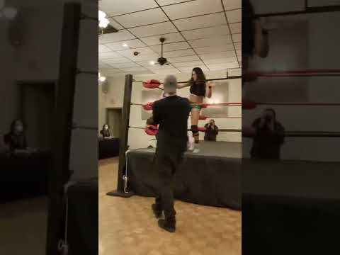 Delmi exo boots to LMK chin #womenswrestling #shorts