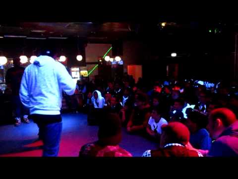 FIGHT CLUB: TriplaB VS Nerone