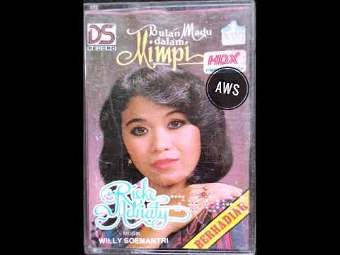 Bulan Madu Dalam Mimpi - Rieke Adriaty