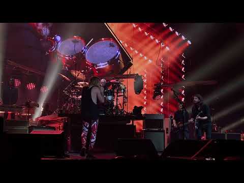 Foo Fighters ~ Under Pressure w/Roger Taylor ~ Super Saturday Night Atlanta, GA ~ Feb 2nd, 2019