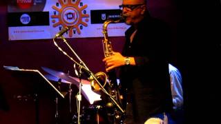 Nicole Henry - I Got Rhythm