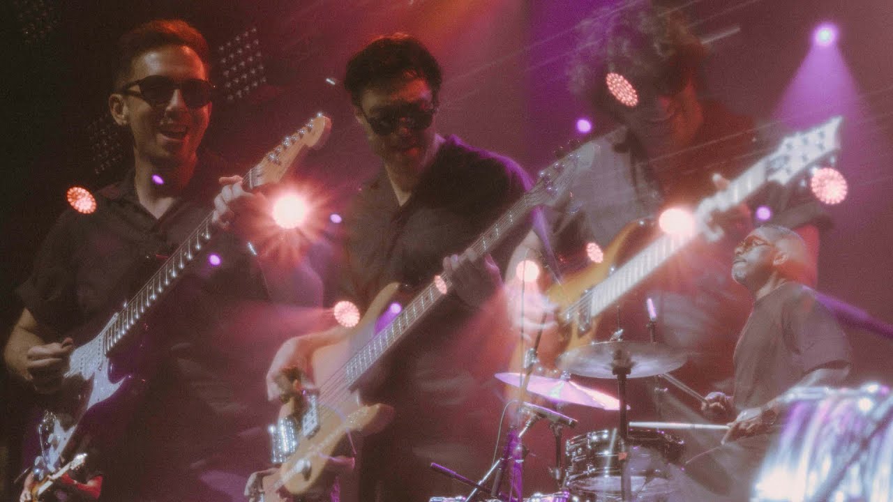 The Fearless Flyers // Live in Italy [FULL CONCERT]