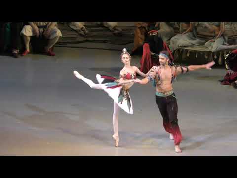 20.09.2020/Daria Ionova as Gulnara (debut) Adagio Le Corsaire Act I, Maxim Zyuzin Lankedem.