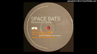 Space Bats - Land On Mars