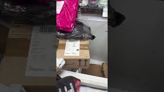 📦 ARNAQUE MONDIAL RELAY ELLE OUVRE SON COLIS ET C'EST LE CHOC