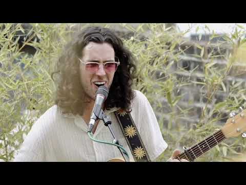 Acoustic Singer For Hire in London - Live Wedding Music