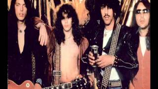 Thin Lizzy - Soldier of Fortune (Live 1977) - YouTube.flv
