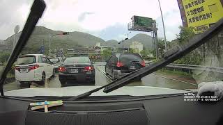 [問題] 想請問怎麼檢舉？