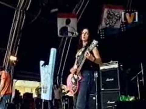 Magic Dirt - Smoulder + Ice (Big Day Out 2000)