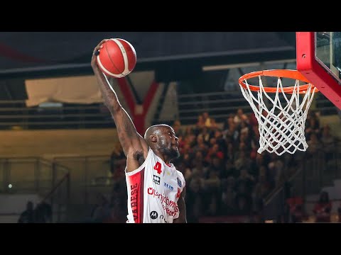 Taze Moore Highlights vs Pallacanestro Cantu