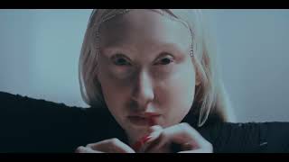 Video zu 'The Tower' ansehen