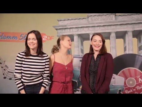 KU'DAMM 56: Outtakes #1 "Sexy Boys" mit Sonja, Emilia & Maria  // UFA FICTION