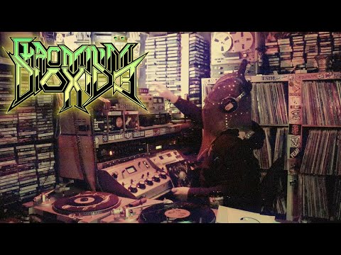 HEAVY METAL MAGAZINE Flip through 5