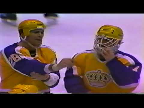 SABRES vs KINGS Bench Clearing Brawl March 10, 1985