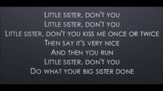 Little Sister - Elvis Presley (Lyrics)