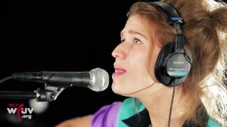Selah Sue - &quot;Alone&quot; (Live at WFUV)
