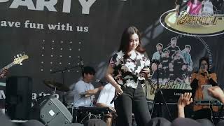 Download lagu Rasah Bali - Derradru Live Al SMK Muhammadiyah 1 Moyudan mp3 Download lagu Rasah Bali - Derradru Live Al SMK Muhammadiyah 1 Moyudan mp3