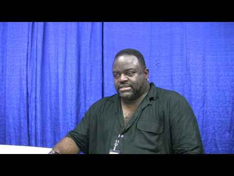 James Ross @ Larry kimpel (BASS) MAZE featuring Frankie Beverly - Can Christianity Exsist In R&B