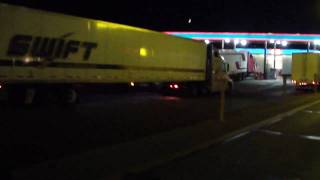 preview picture of video 'Scenes From a Truckstop : Swift Changes lanes'