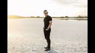 Ramey Short -  Thundafund video vir eerste afrikaanse musiek album