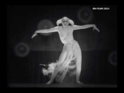 Wiemar Republic Dance Sequence from 'Metropolis' (1927)