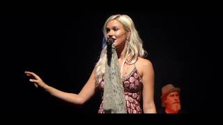 Joss Stone - The Love We Had (Stays On My Mind) [Live at São Paulo]