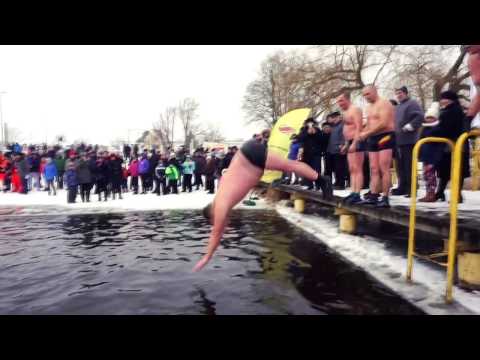 WOŚP 2017 w Suszu zlot morsów i światełko do nieba