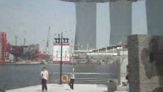 preview picture of video 'Singapore Marina Bay Sands Casino 4 March 2010.wmv'