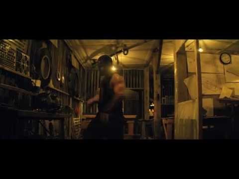 Trailer tradus MagicMikeXXL(2015)