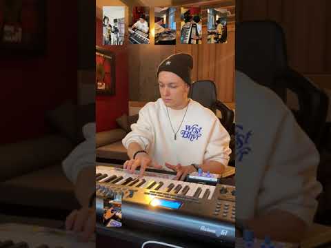 How I made a new song out of a legendary sample! Do you remember this saxophone melody? :-)