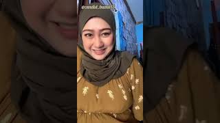 Download lagu Mari ngobrol bareng bumil hijab cantik 😍 @candid_bumil13  mp3