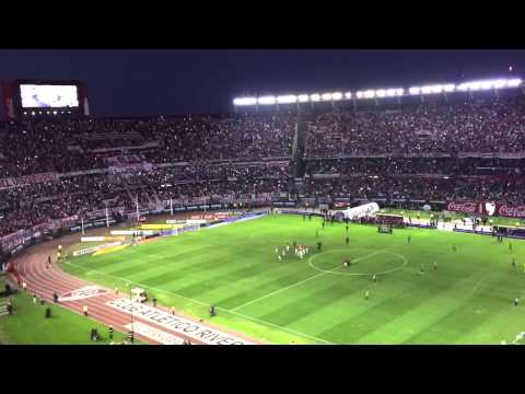 "River Plate vs Rosario Central - Recibimiento de la hinchada (31/05/2015)" Barra: Los Borrachos del Tablón • Club: River Plate