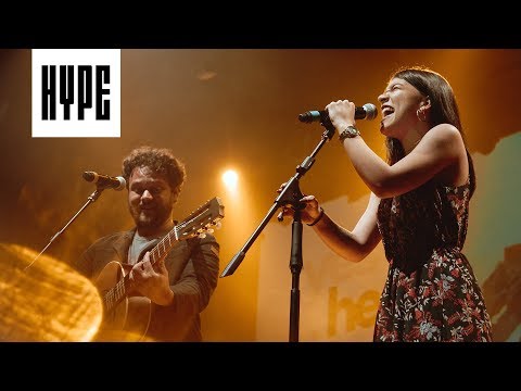 Priscilla Alcantara + Marcos Almeida // Vem Me Socorrer (Ao Vivo no HYPE)