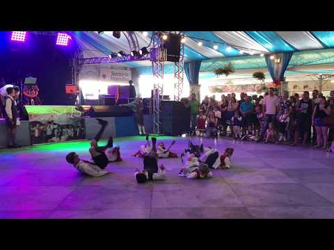 Centro Cultural Neue Heimat - Categoria Mirim: Regentropfen Hüpfen