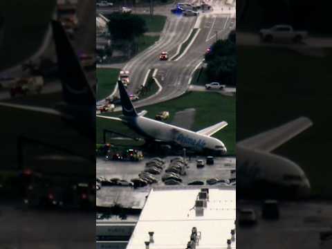 5 killed after Amazon cargo plane overruns Miami runway