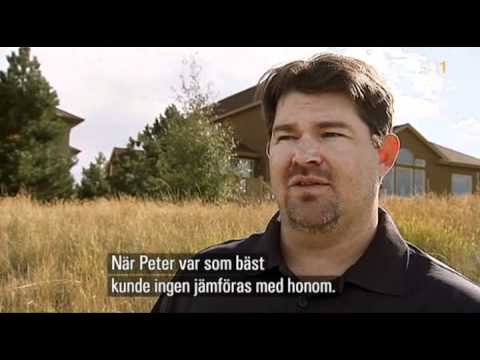 Joe Sakic and Peter Forsberg play golf
