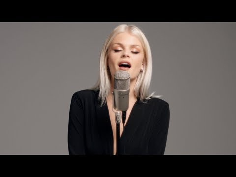 Walk Me Home - P!nk (Cover By: Davina Michelle)