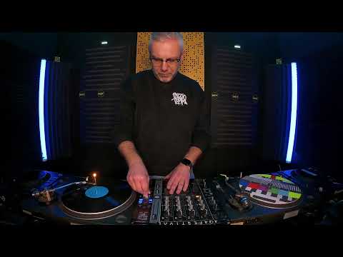 Luca Vera - Riot.scampia - 104 - vinyl set