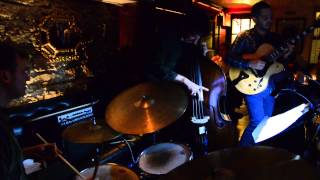 &#39;Driftin&#39; (Herbie Hancock) Yotam Silberstein Trio, Bar Next Door NYC 12-15-2012