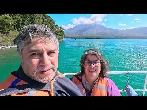 Ancud, Puerto Varas, Lago de todos los Santos, Puerto Octay, Frutillar, Puerto Montt. Sería todo.