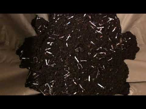 Urban Worm Bag: New and Improved 2.0!  The Reds are Going to Love It