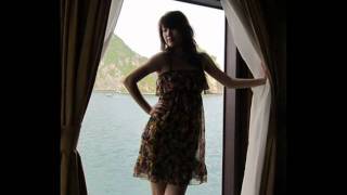 Sweet !  i saw you in my dream ! i found you in facebook  !  is it you ??