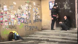 Moonface - Julia with blue jeans on